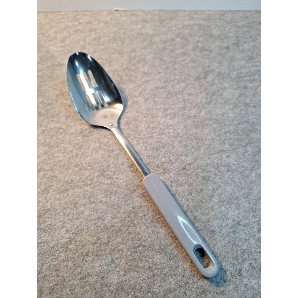 VINTAGE ROYAL HOUSEHOLD 11 1/2